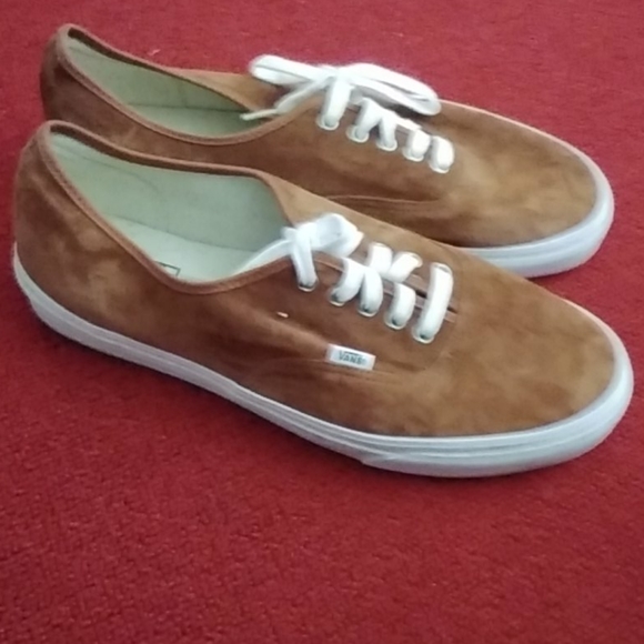 Vans - Picture 3 of 3